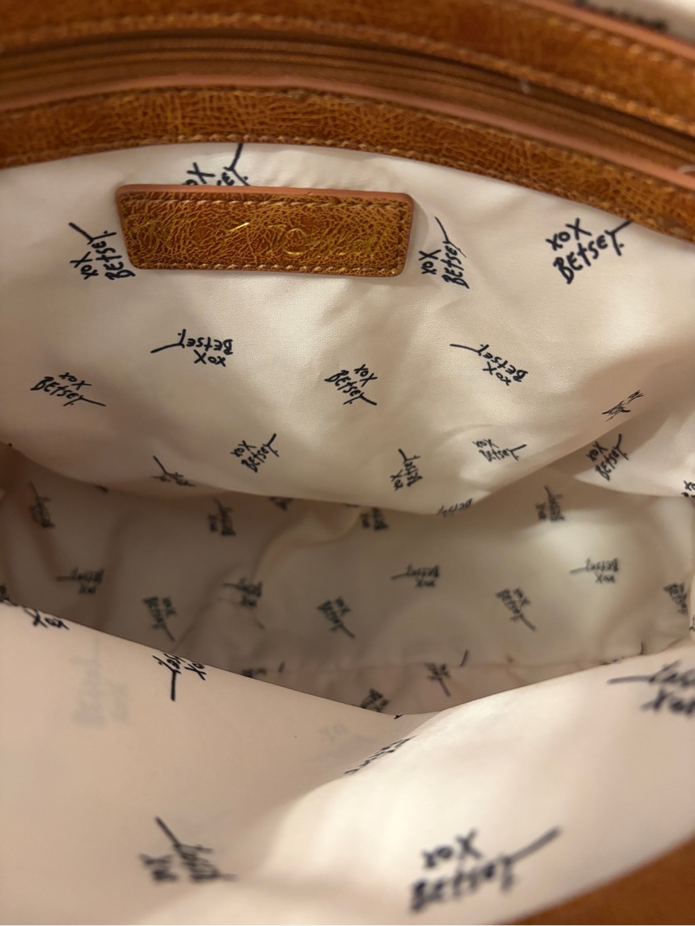 Authentic Betsey Johnson "XOKIARA" Quilted Heart Tote Bag - Picture 6 of 10